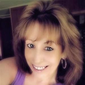 Meet your Posher, Deneen